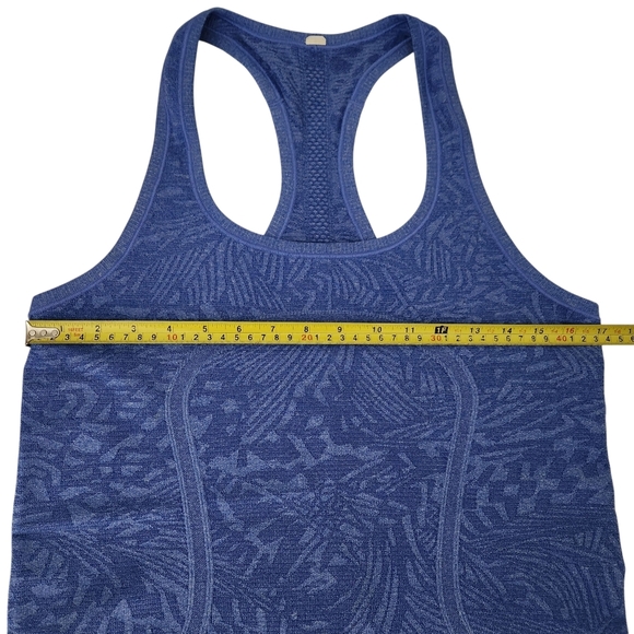 LULULEMON Swiftly Tech Racerback Heathered Harbor Blue Tank Top size 10 - Picture 11 of 12